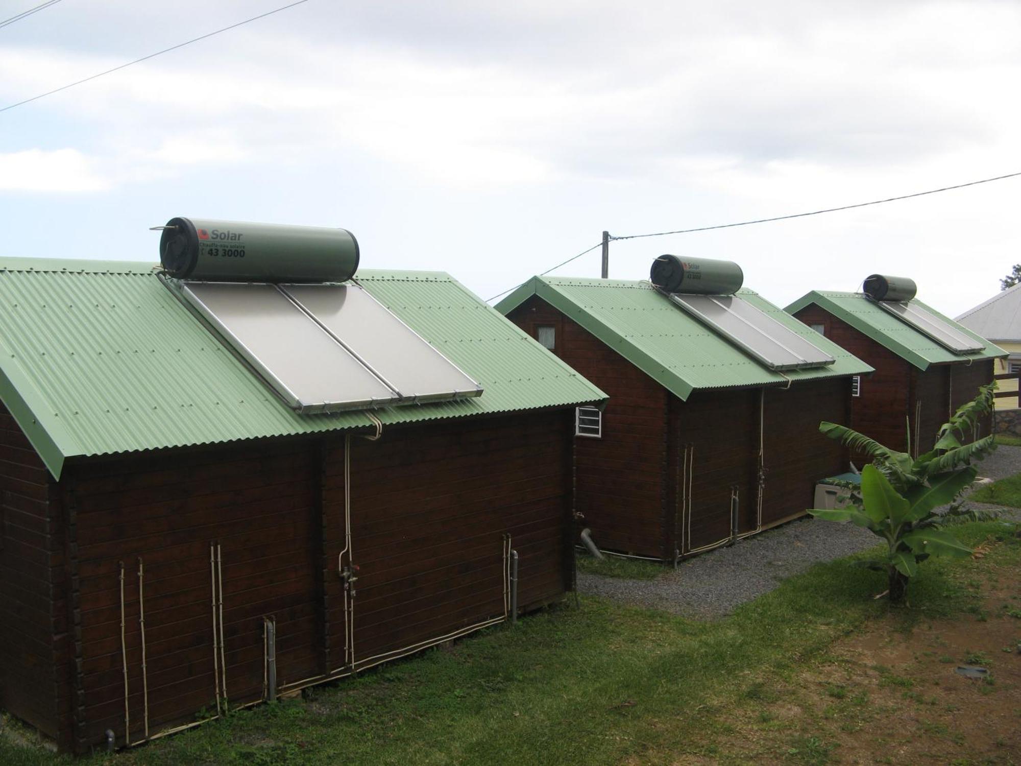 Les Bungalows Les Vanilliers, Sud Sauvage Avec Piscine Сен-Жозеф Екстер'єр фото